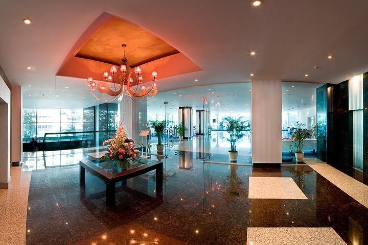 Intourist Hotel Zaporizhia Exterior foto