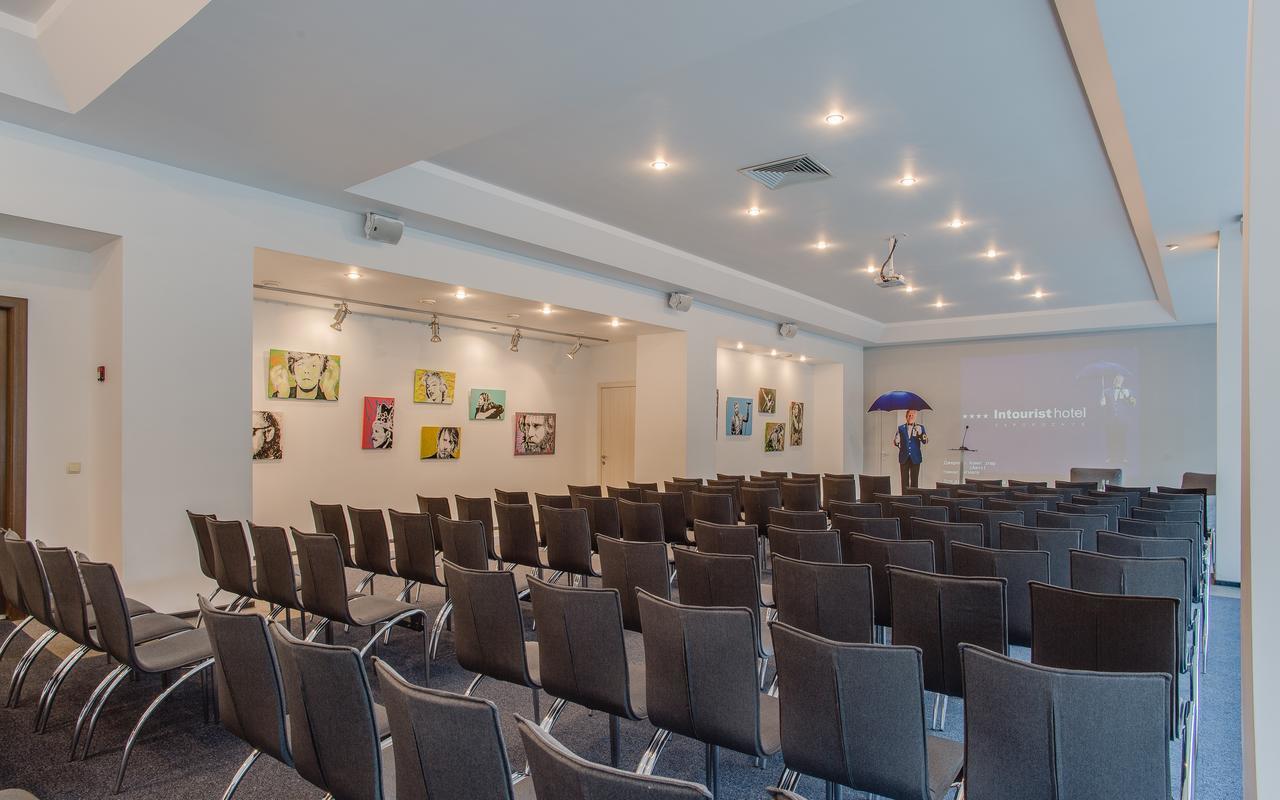 Intourist Hotel Zaporizhia Exterior foto