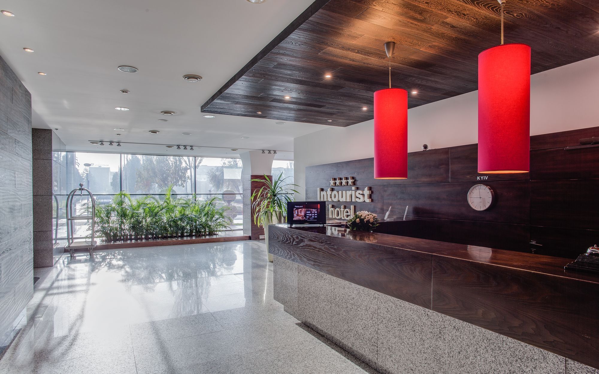 Intourist Hotel Zaporizhia Exterior foto